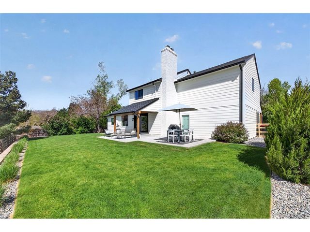 10708 W Chautauga Mtn, Littleton, CO 80127