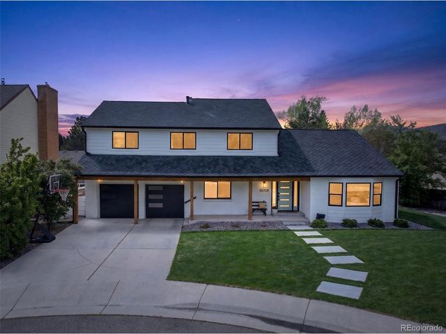 10708 W Chautauga Mtn, Littleton, CO 80127