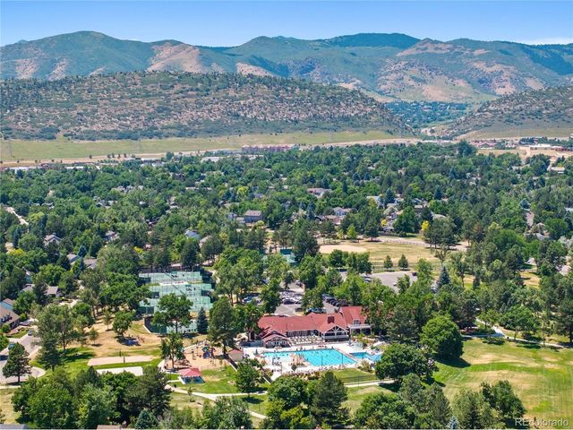 10708 W Chautauga Mtn, Littleton, CO 80127