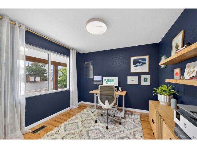 10708 W Chautauga Mtn, Littleton, CO 80127