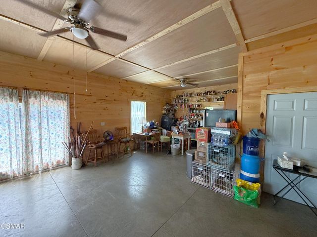 1910 Seaton Road, Greeneville, TN 37743
