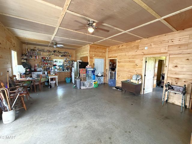 1910 Seaton Road, Greeneville, TN 37743