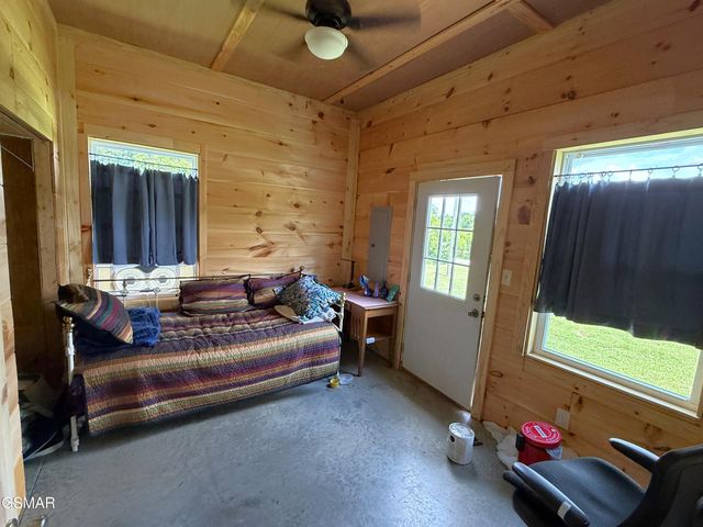 1910 Seaton Road, Greeneville, TN 37743