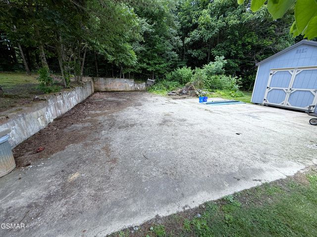 1910 Seaton Road, Greeneville, TN 37743