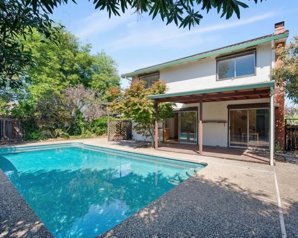 6267 Royal Oak Court, San Jose, CA 95123