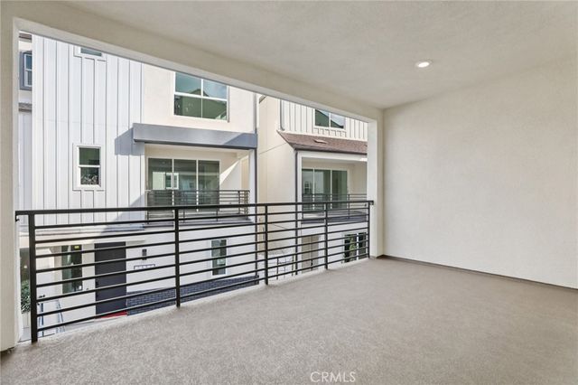 1693 Coral Sea Lane, San Pedro, CA 90732
