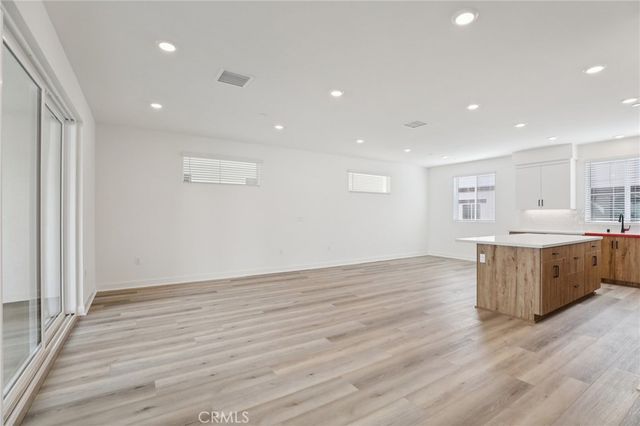 1693 Coral Sea Lane, San Pedro, CA 90732