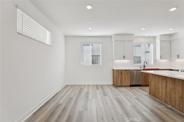 1693 Coral Sea Lane, San Pedro, CA 90732