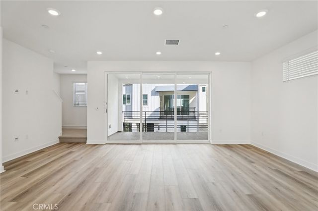 1693 Coral Sea Lane, San Pedro, CA 90732