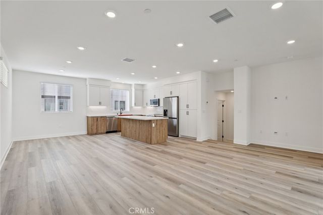 1693 Coral Sea Lane, San Pedro, CA 90732
