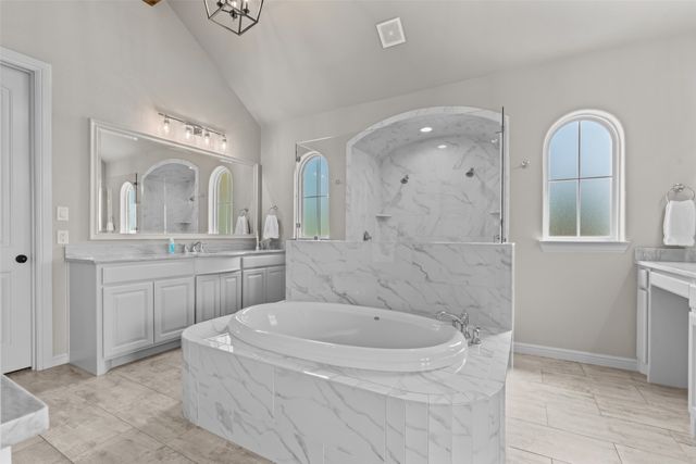 153 Overlook Drive, Aledo, TX 76008