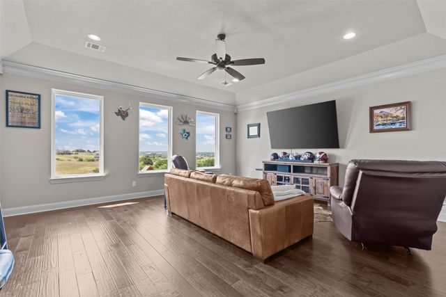 153 Overlook Drive, Aledo, TX 76008