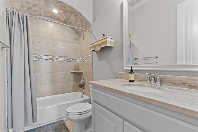 153 Overlook Drive, Aledo, TX 76008