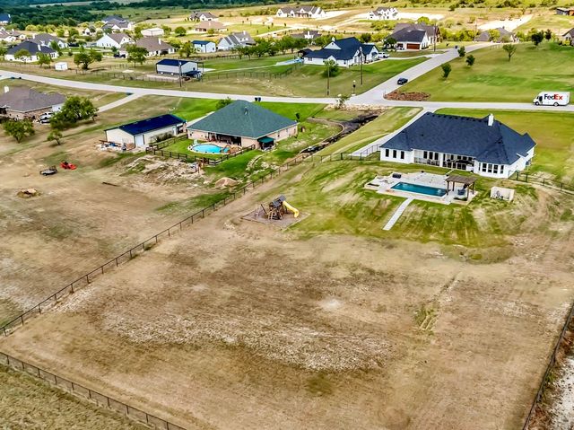 153 Overlook Drive, Aledo, TX 76008