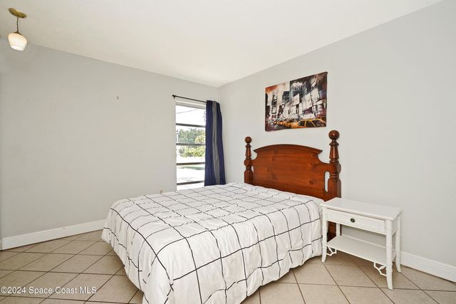 250 N Banana River Drive N B-15, Merritt Island, FL 32952