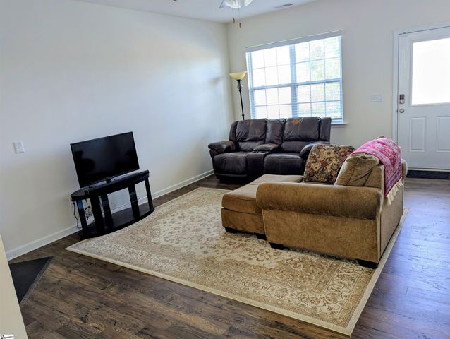 1106 Downing Bluff Drive, Simpsonville, SC 39681