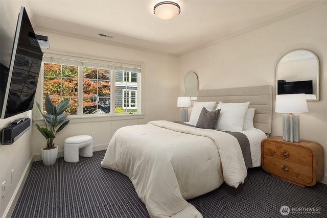 5506 NE Penrith Road, Seattle, WA 98105