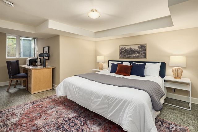 5506 NE Penrith Road, Seattle, WA 98105
