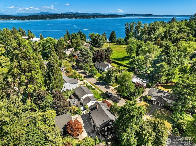 5506 NE Penrith Road, Seattle, WA 98105
