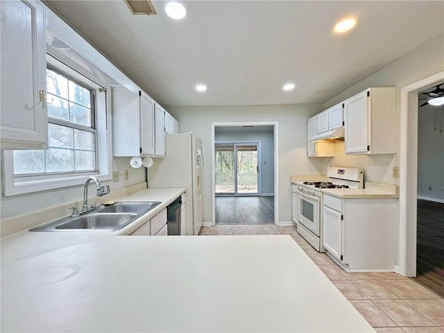 11250 Ridge Hill Drive, Alpharetta, GA 30022