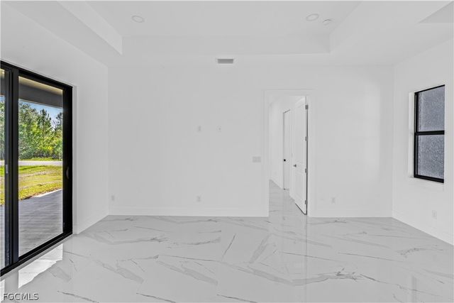 3200 44th ST W, Lehigh Acres, FL 33971