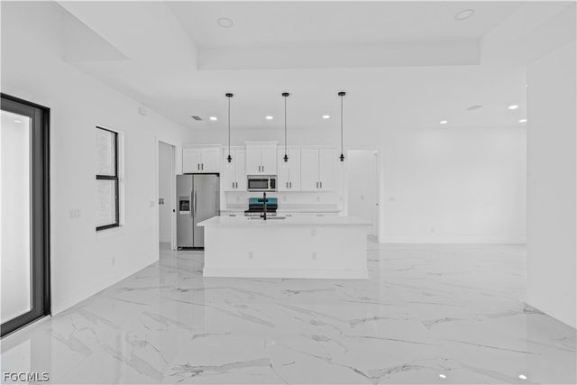 3200 44th ST W, Lehigh Acres, FL 33971