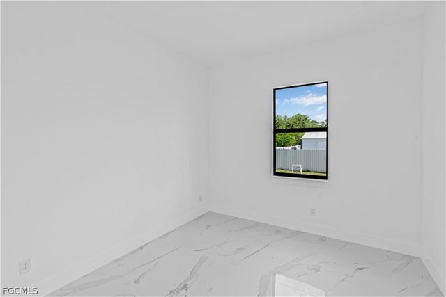 3200 44th ST W, Lehigh Acres, FL 33971