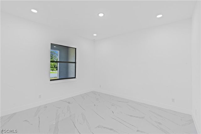 3200 44th ST W, Lehigh Acres, FL 33971