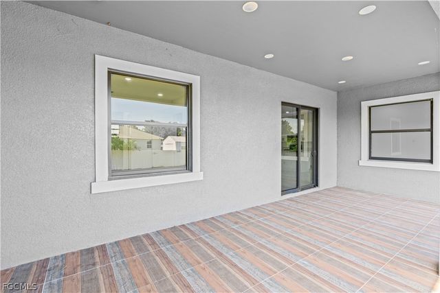 3200 44th ST W, Lehigh Acres, FL 33971