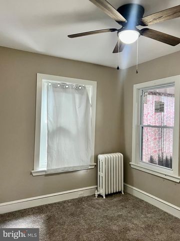371 N CHARLOTTE ST, Pottstown, PA 19464