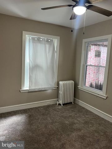 371 N CHARLOTTE ST, Pottstown, PA 19464