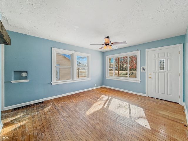 5222 Crawfordsville Road, Speedway, IN 46224