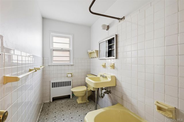 6209 Spencer Terrace, Bronx, NY 10471