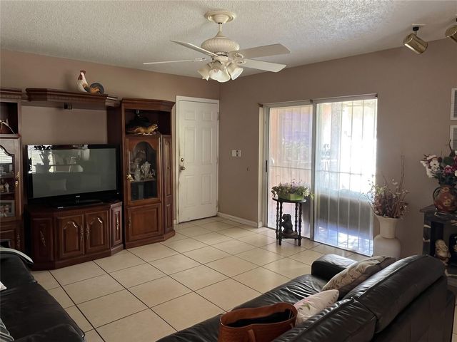 4306 W IDELL STREET, Tampa, FL 33614