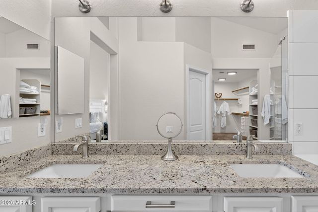 1376 N ROCKWELL Street, Gilbert, AZ 85234