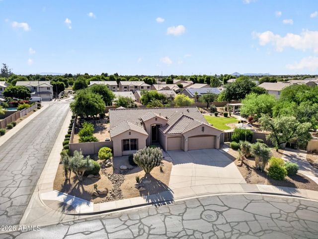 1376 N ROCKWELL Street, Gilbert, AZ 85234