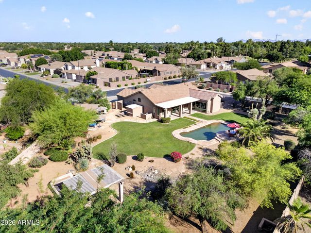 1376 N ROCKWELL Street, Gilbert, AZ 85234