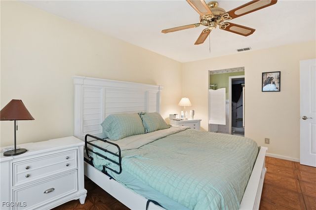 10431 New Bedford CT, Lehigh Acres, FL 33936