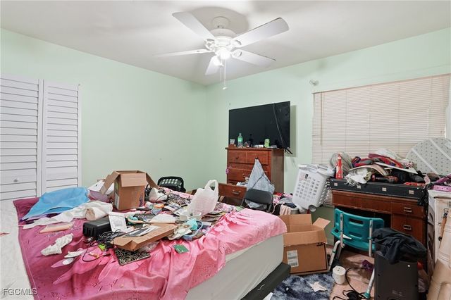 10431 New Bedford CT, Lehigh Acres, FL 33936