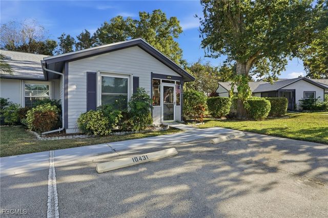 10431 New Bedford CT, Lehigh Acres, FL 33936