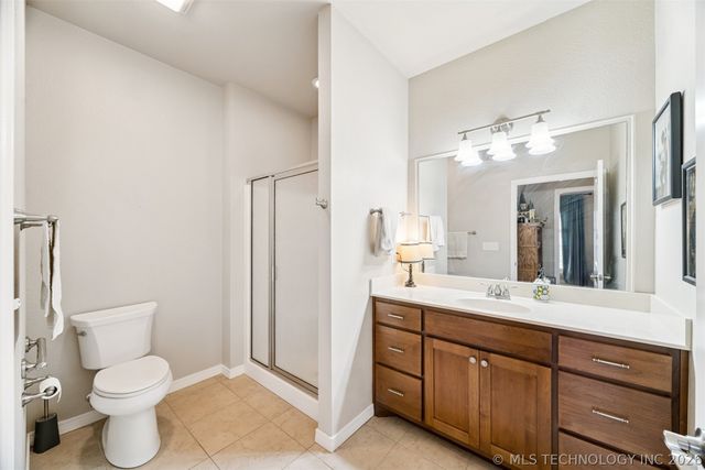 5011 W Birmingham Place, Broken Arrow, OK 74011