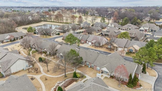 5011 W Birmingham Place, Broken Arrow, OK 74011