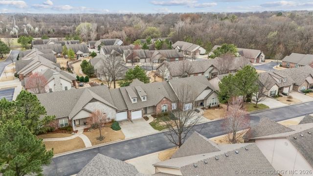5011 W Birmingham Place, Broken Arrow, OK 74011