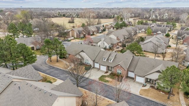 5011 W Birmingham Place, Broken Arrow, OK 74011