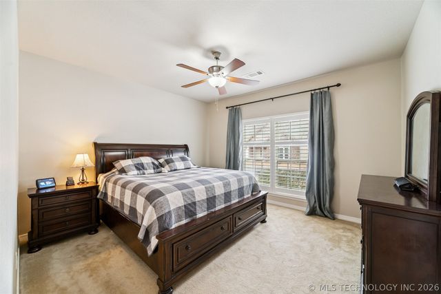 5011 W Birmingham Place, Broken Arrow, OK 74011