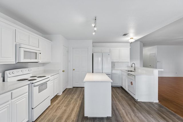 2148 Stonehaven, New Braunfels, TX 78130