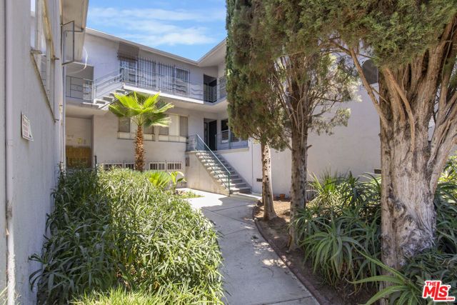 1350 Edgecliffe Drive, Los Angeles, CA 90026