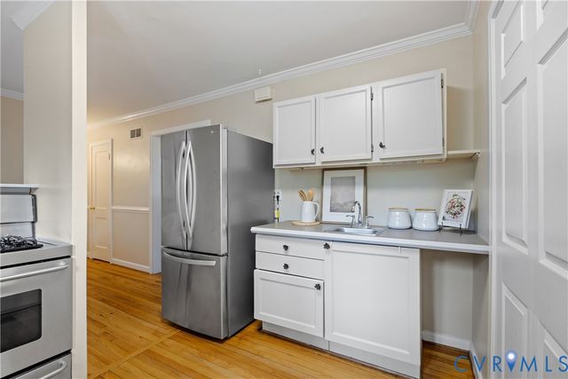 1000 Greenway Ln, Richmond, VA 23226