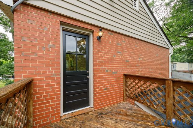 1000 Greenway Ln, Richmond, VA 23226