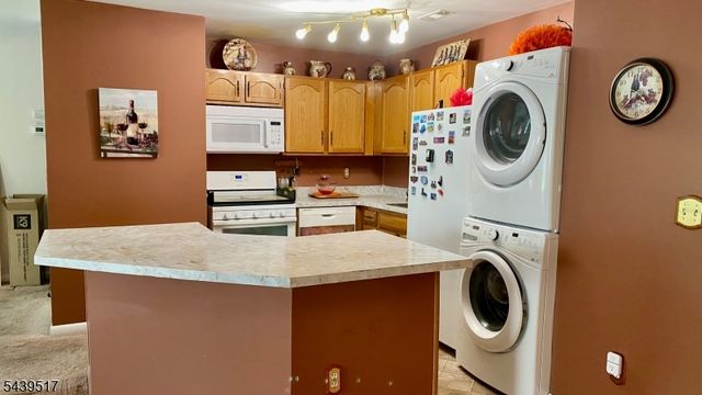 74 Falcon Ridge Way 4, Hamburg Boro, NJ 07419